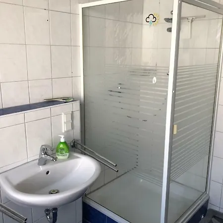 Rana's Zimmervermittlung *