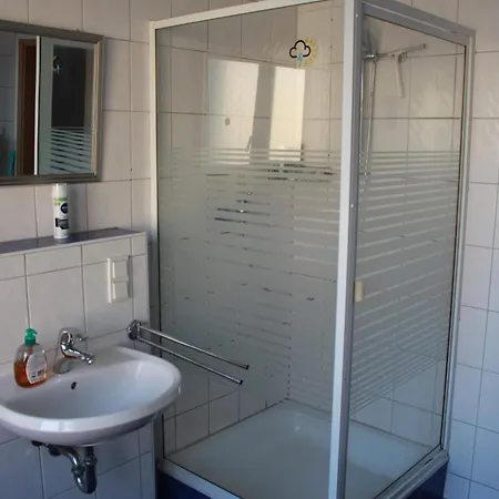 Apartment Rana's Zimmervermittlung