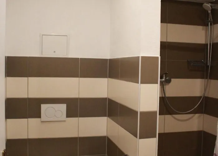 Rana's Zimmervermittlung