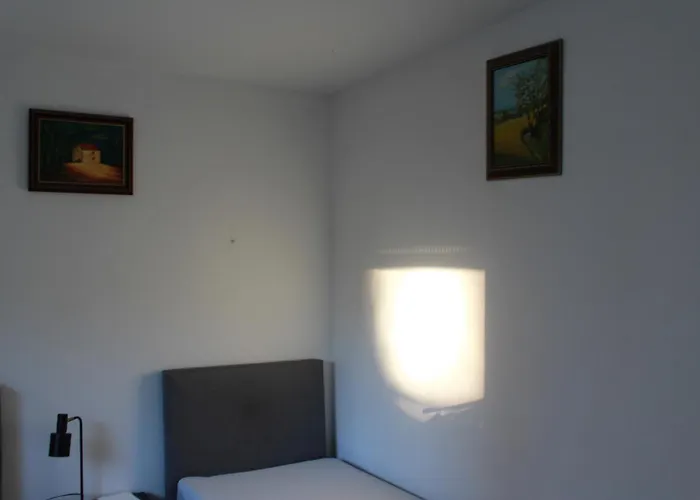 Rana's Zimmervermittlung *